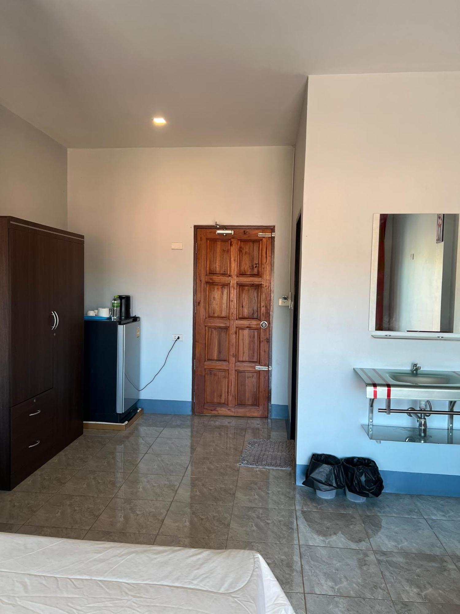 Nare Guest House Ko Lanta Exterior foto